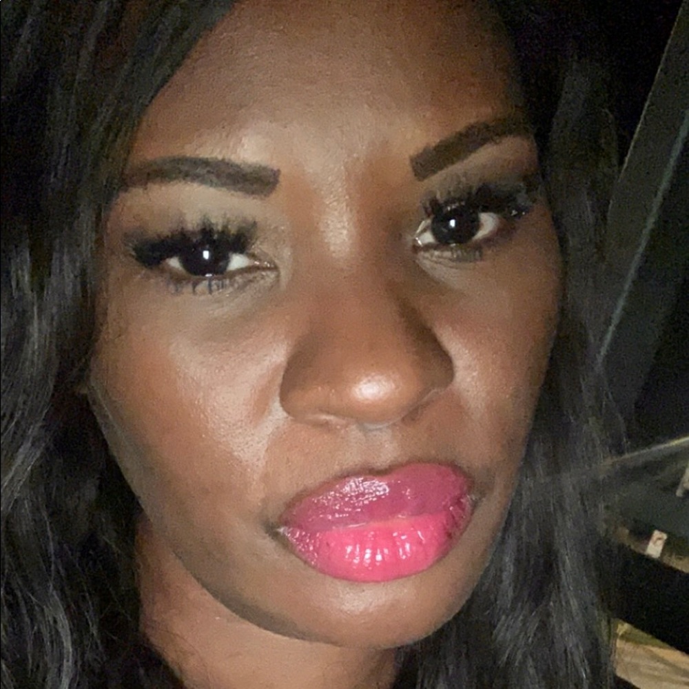 Meet your Posher, Roberta